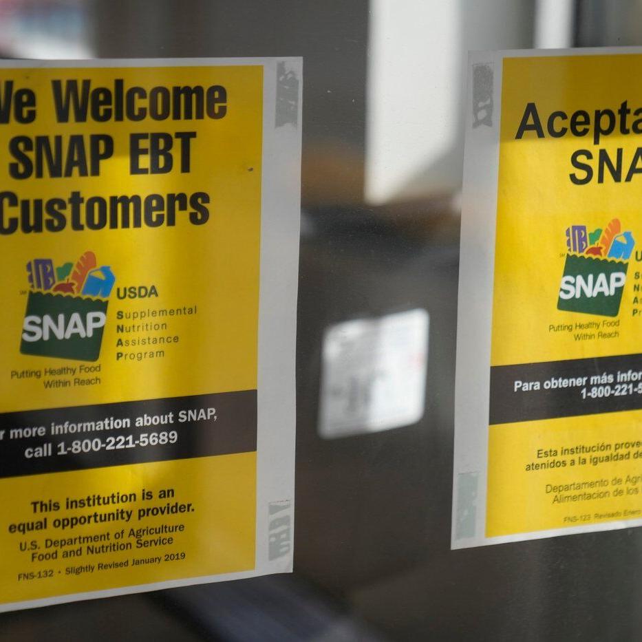 Uncertainty over federal food aid deepens as the shutdown fight reaches a crisis point